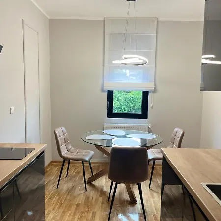 Park Lux Ii Apartment