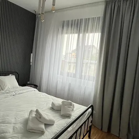 Apartment Park Lux Ii *