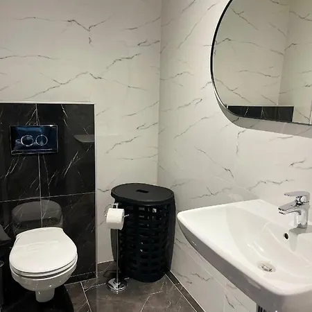 Park Lux Ii Apartment *